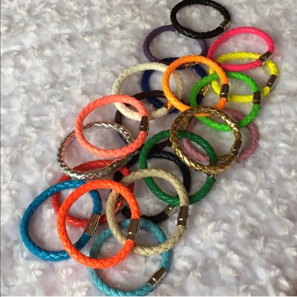 51Twenty Jewelry - CAROL TIFFANY BLUE MAGNETIC WOVEN CLASP BRACELET